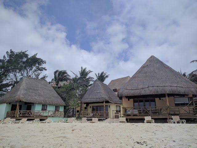 Shangri-la's Beach